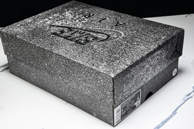 Air Jordan 4 Retro OG SP 