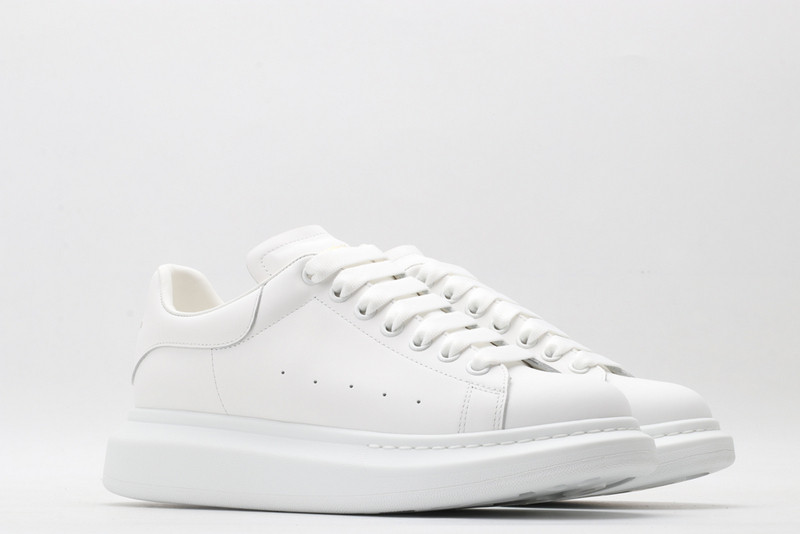 ALEXANDER MCQUEEN SNEAKER