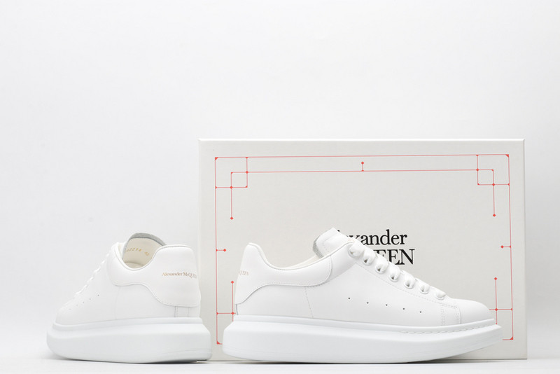 ALEXANDER MCQUEEN SNEAKER
