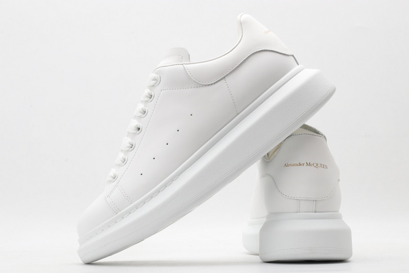 ALEXANDER MCQUEEN SNEAKER