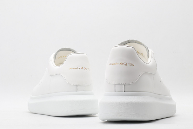 ALEXANDER MCQUEEN SNEAKER