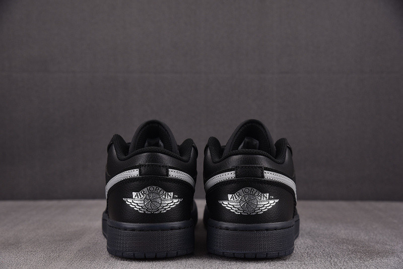 Air Jordan 1 Low "Dark Gum Soles" HV5968-001