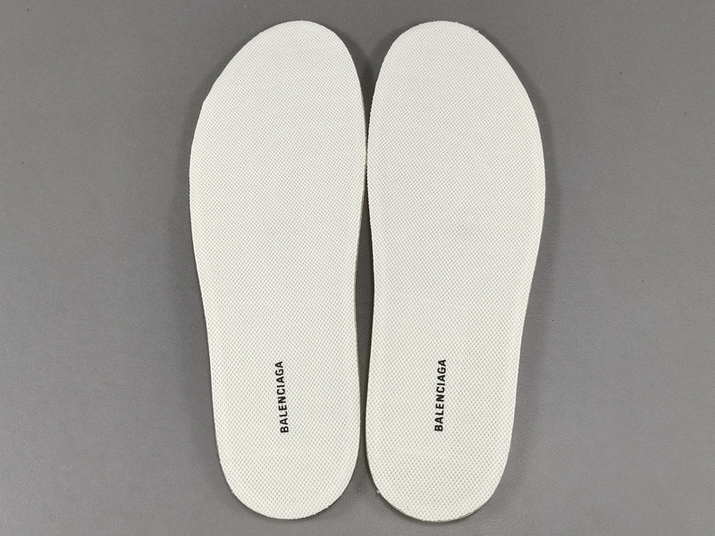 Ba*len*cia*ga track 542436 w1st3 0258