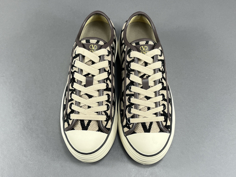 Valentino Garavani Totaloop