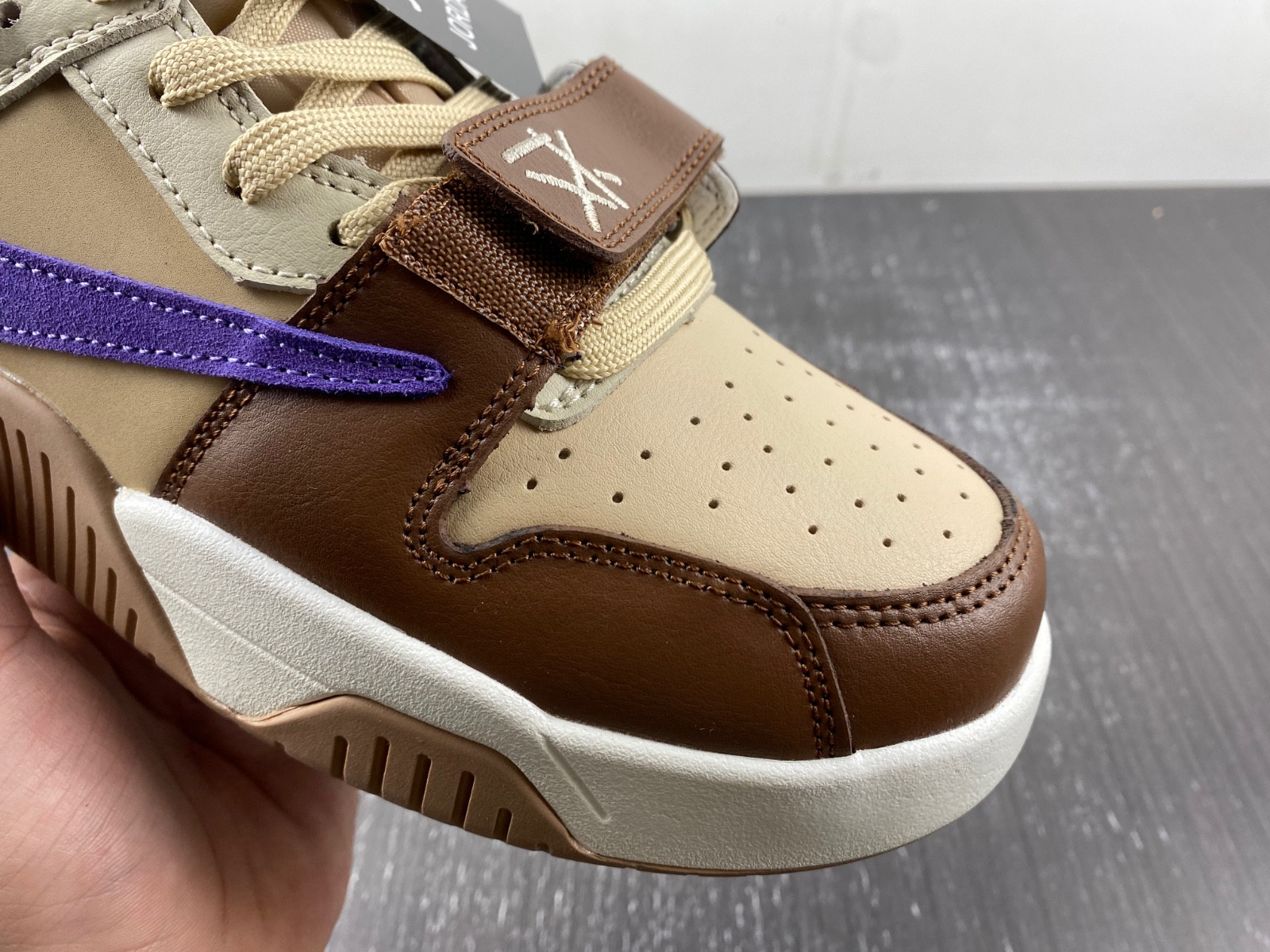 Travis Scott x Jordan Cut The Check FZ8117-900