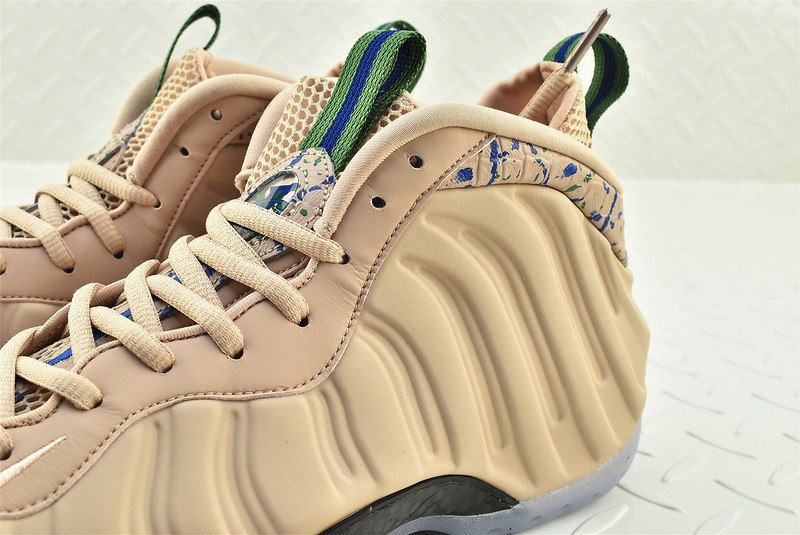 (WMNS) Nike Air Foamposite One 