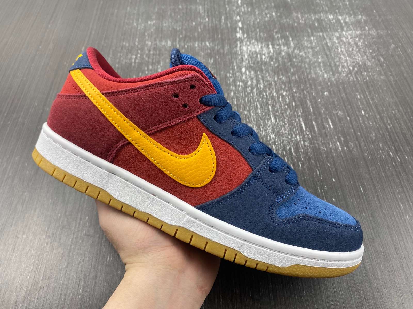 Dunk Low SB 