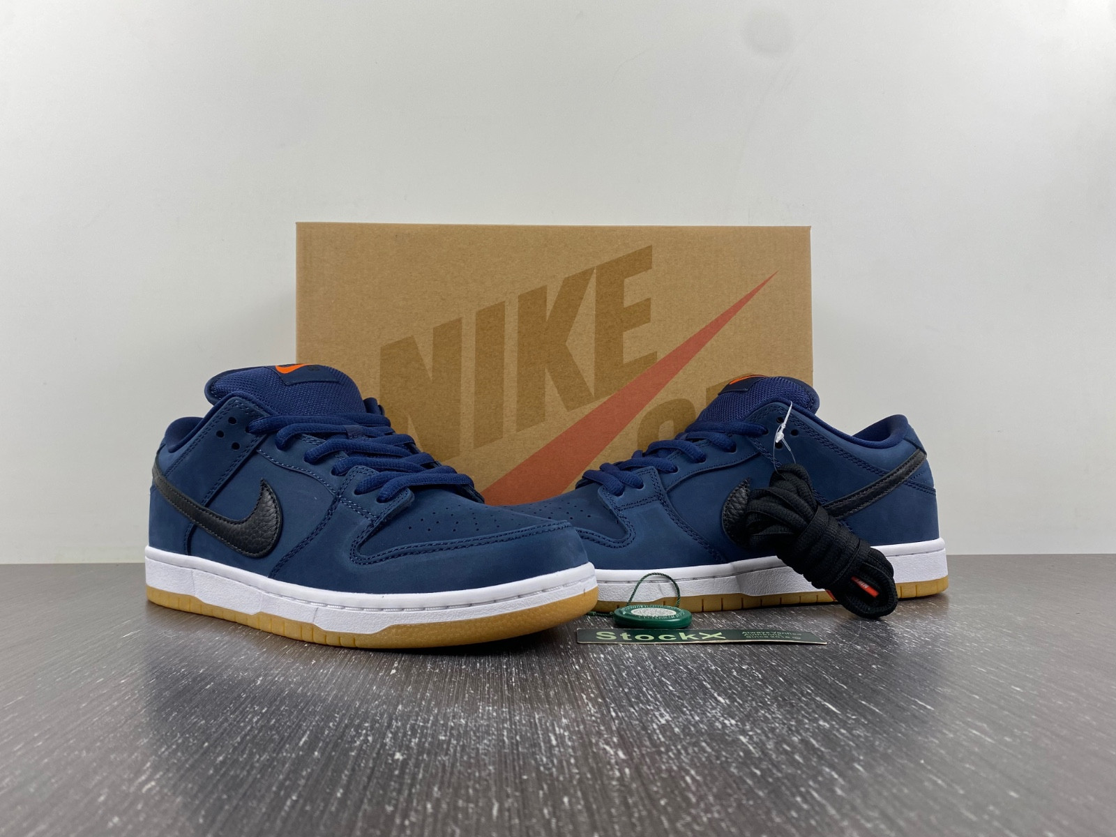 Nike SB Dunk Low Pro ISO 