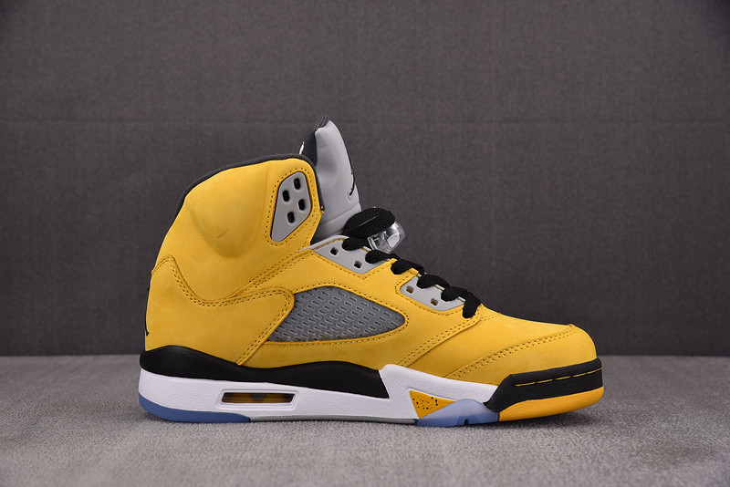 Air Jordan 5 Tokyo23 IO3372-700