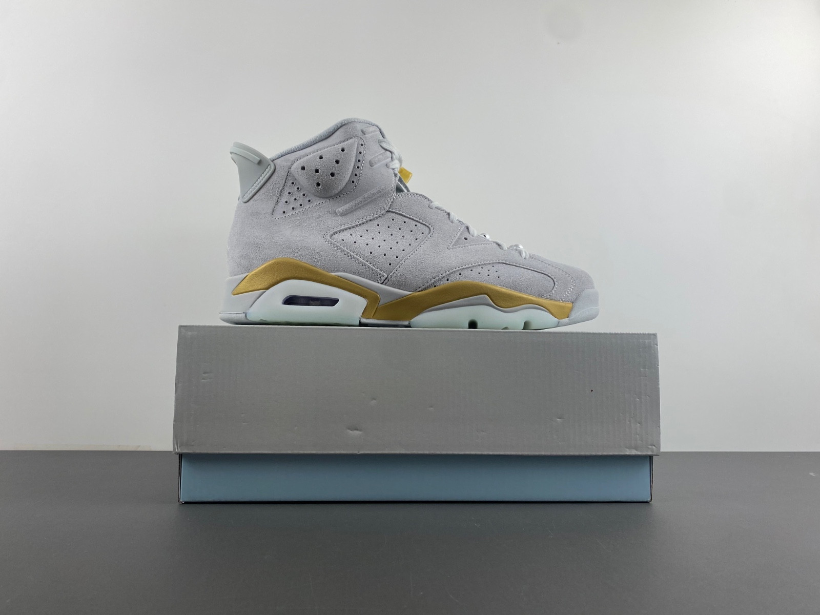 Air Jordan 6 WMNS Craft "Paris" DQ4914-074