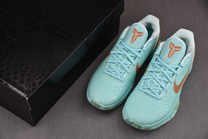 Jalen Brunson x Nike Kobe 6 Protro “Statue of Liberty” IQ5774-300