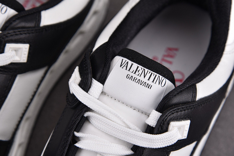 V*LENTINO SNEAKER