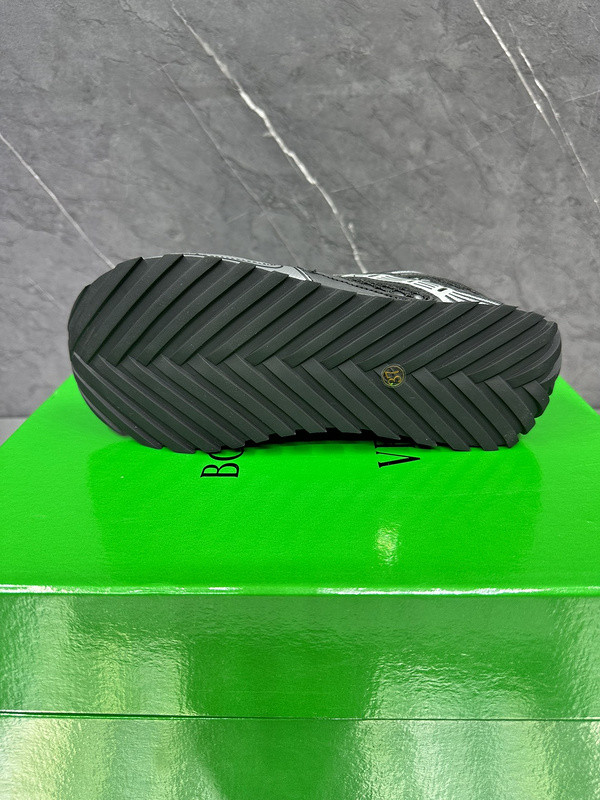 Bo*te*ga ve*ne*ta low-top orbit sneakers in black