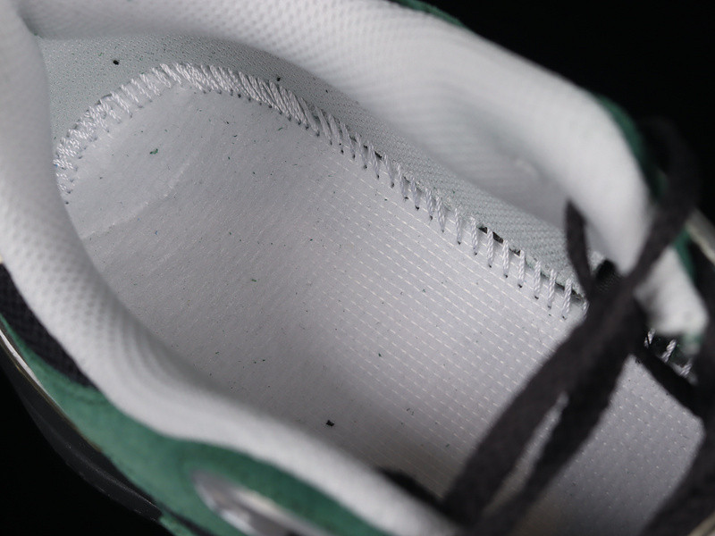 New Balance 9060 Team Forest Green U9060VRA