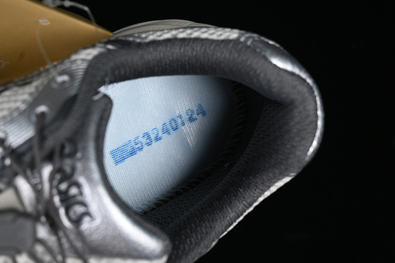 As*ic*s gel-kahana tr v4 