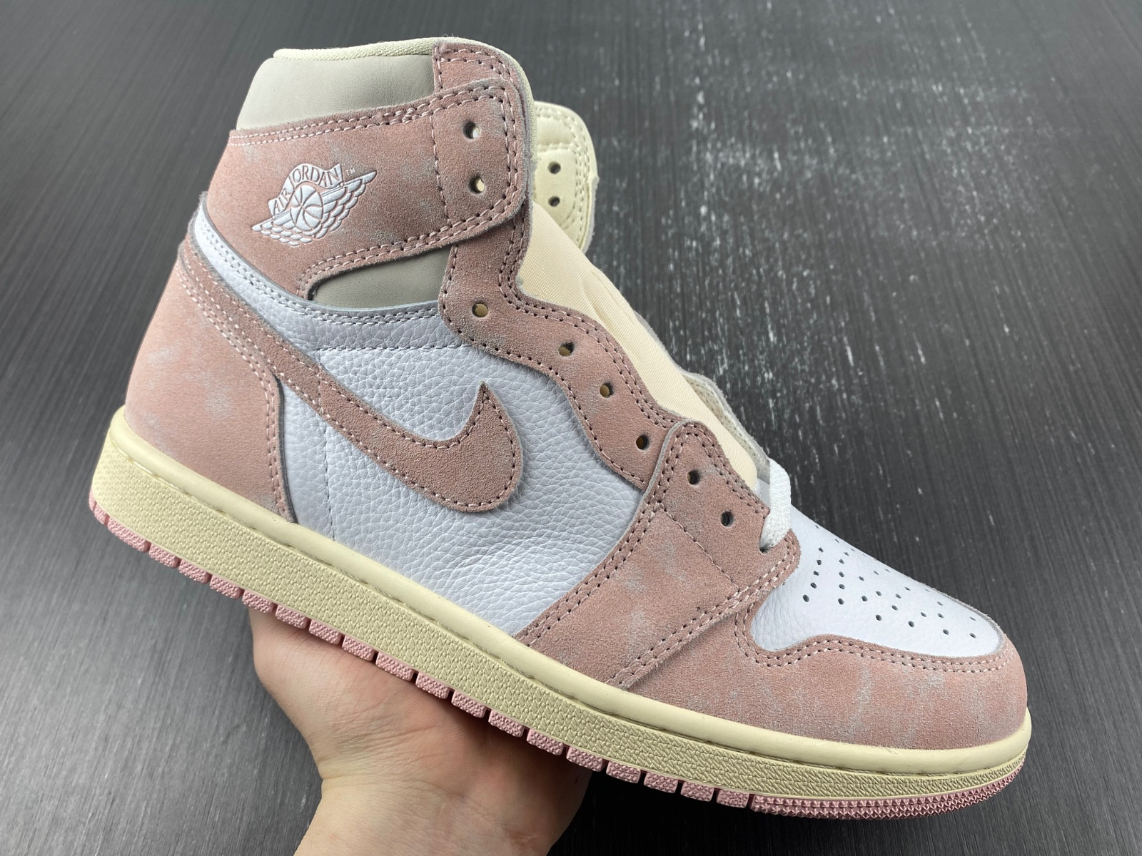 Air Jordan 1 Washed Pink FD2596-600