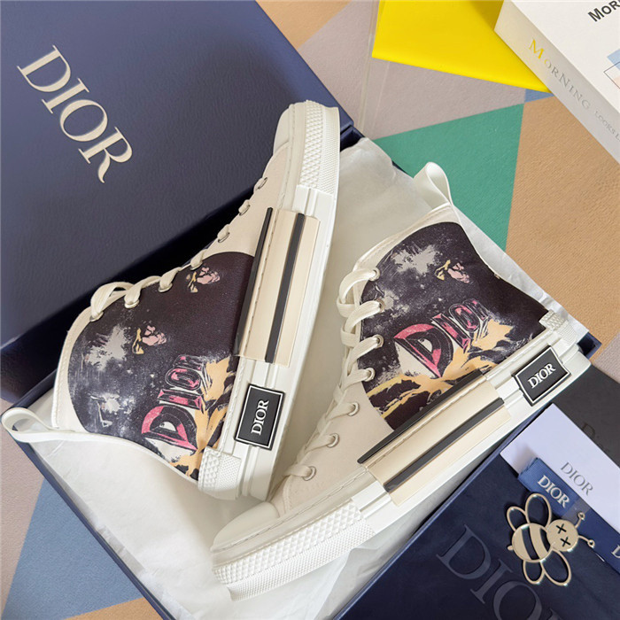 D B23 HIGH-TOP SNEAKERS