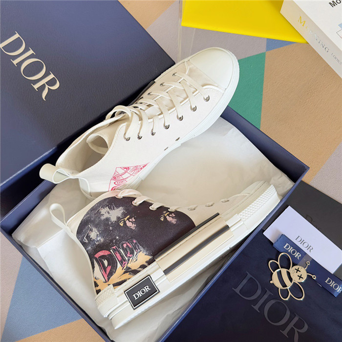 D B23 HIGH-TOP SNEAKERS