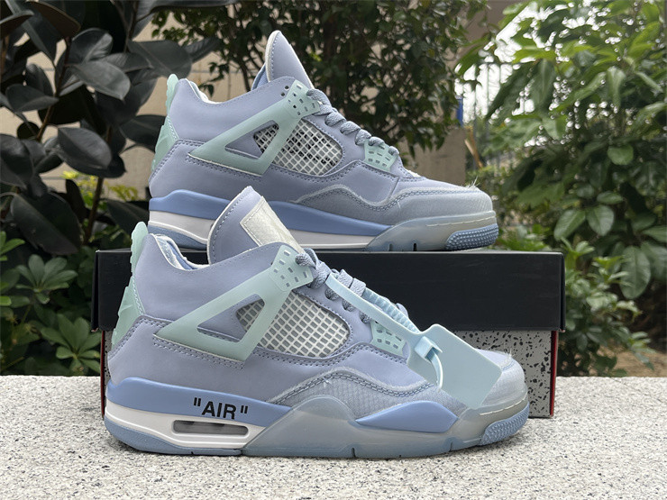 JORDAN 4 RETRO X OW BABY BLUE