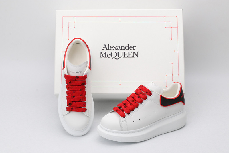 ALEXANDER MCQUEEN SNEAKER