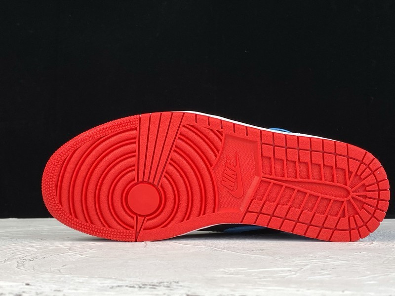 Air Jordan 1 High WMNS UNC Chicago CD0461-046