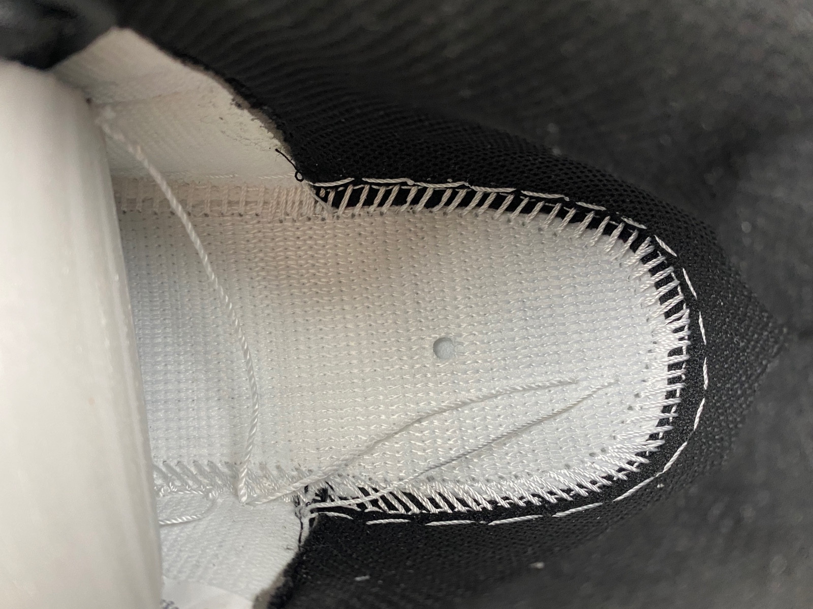 Nike Dunk High SE World Champs DR9512-001