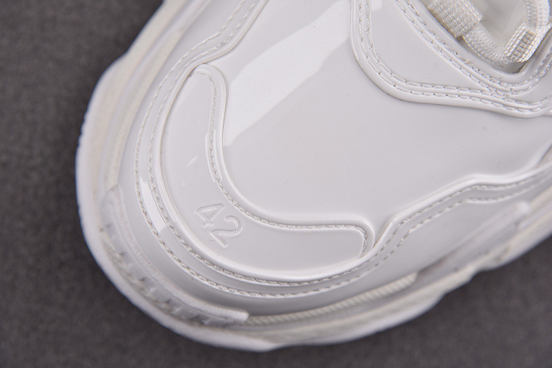 Ba*len*cia*ga triple s 734954 w2paa 9000