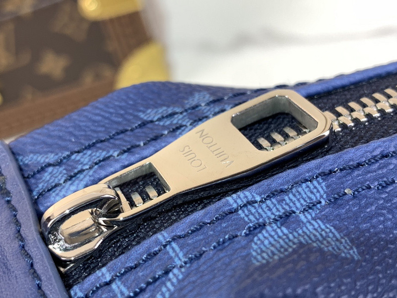 LOUIS VUITTON Monogram Gradient Hamac Bag