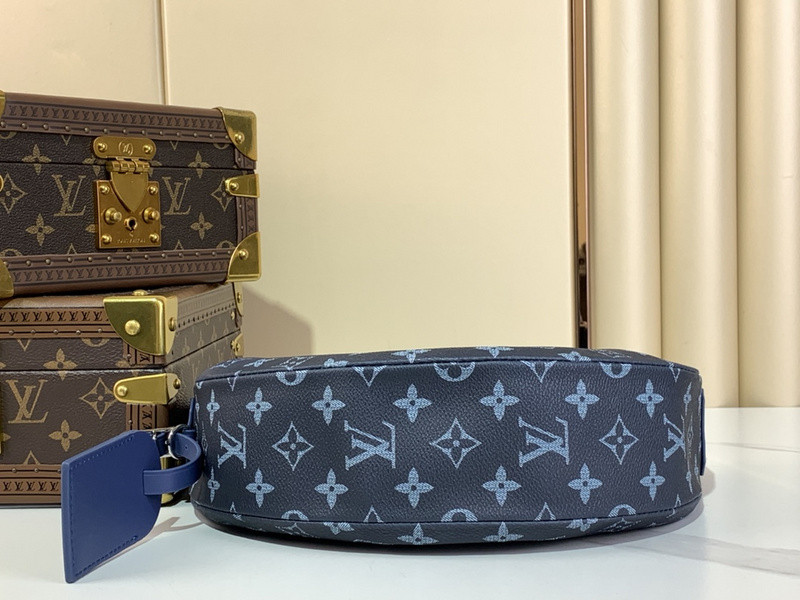 LOUIS VUITTON Monogram Gradient Hamac Bag