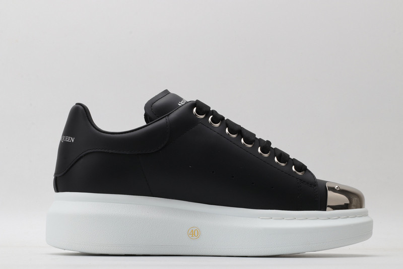 ALEXANDER MCQUEEN SNEAKER
