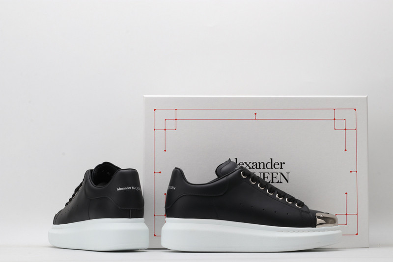 ALEXANDER MCQUEEN SNEAKER