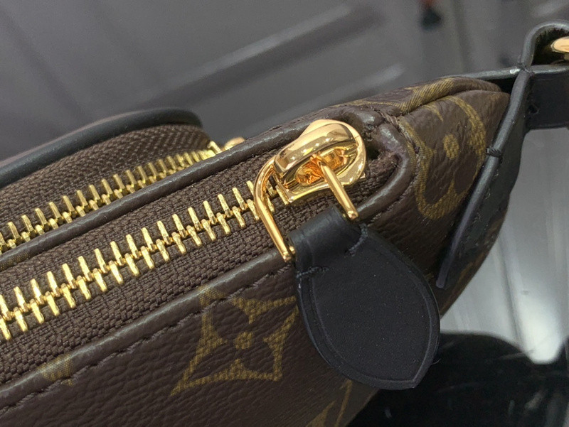 Louis Vuitton Keepit Damier Azur Canvas