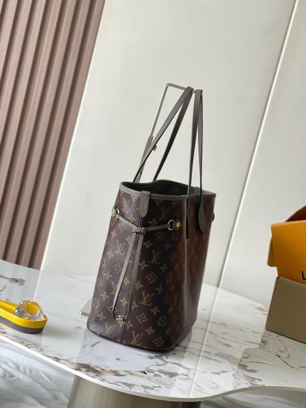 LV Neverfull Inside Out