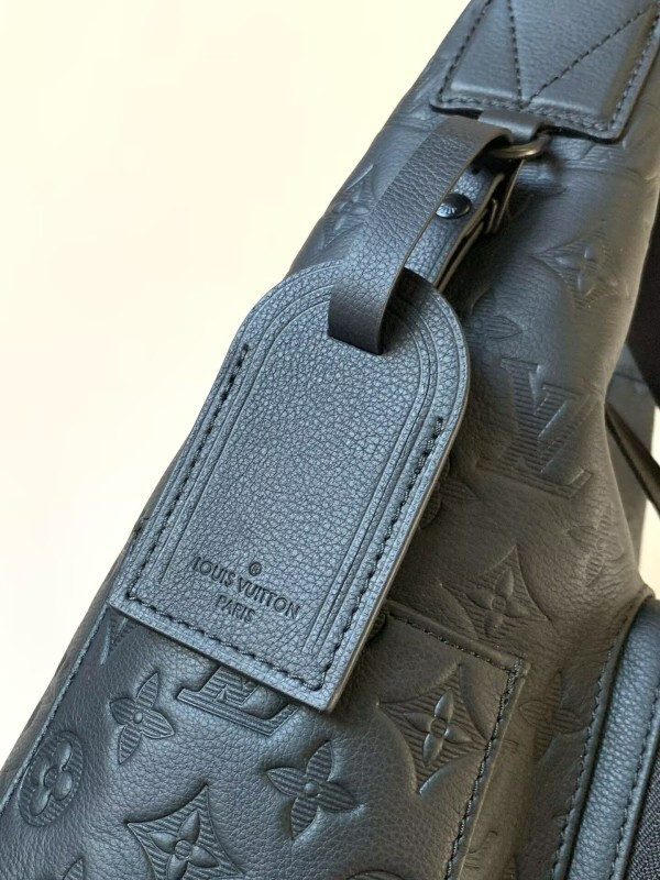 Louis Vuitton Hobo Cargo