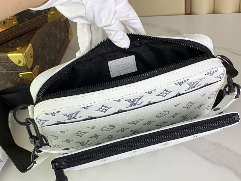 Louis Vuitton Trio Jm messenger