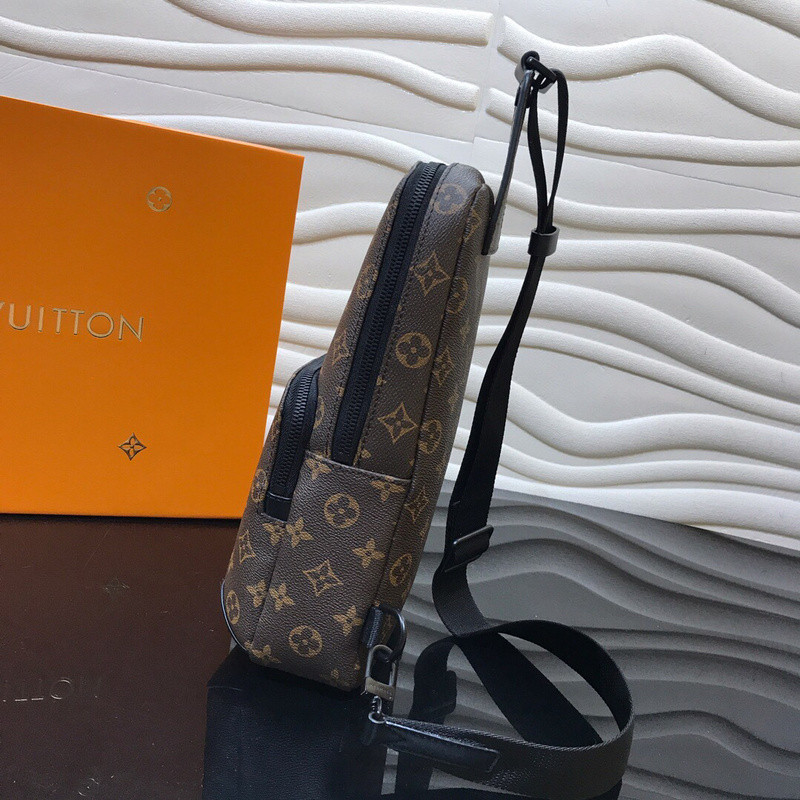 L*uis V*itton Shoulder Bag