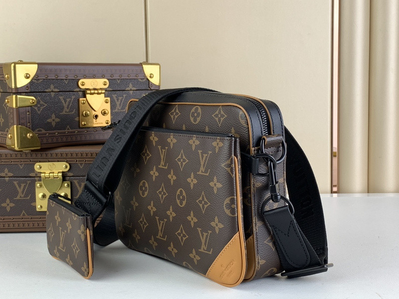 Louis Vuitton Trio Jm messenger