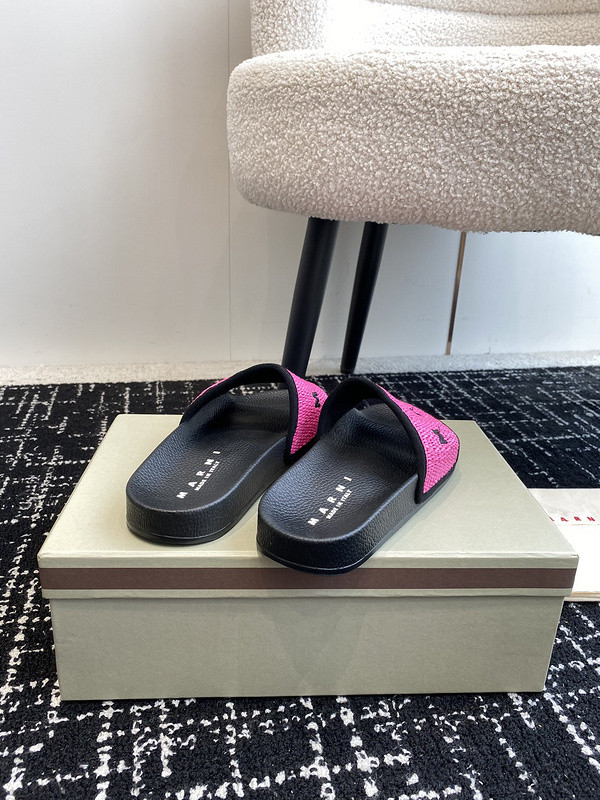 MARNI EMBROIDERED-LOGO SLIDES