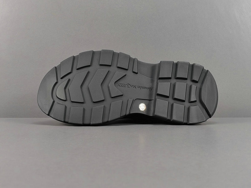 ALEXANDER MCQUEEN SNEAKER