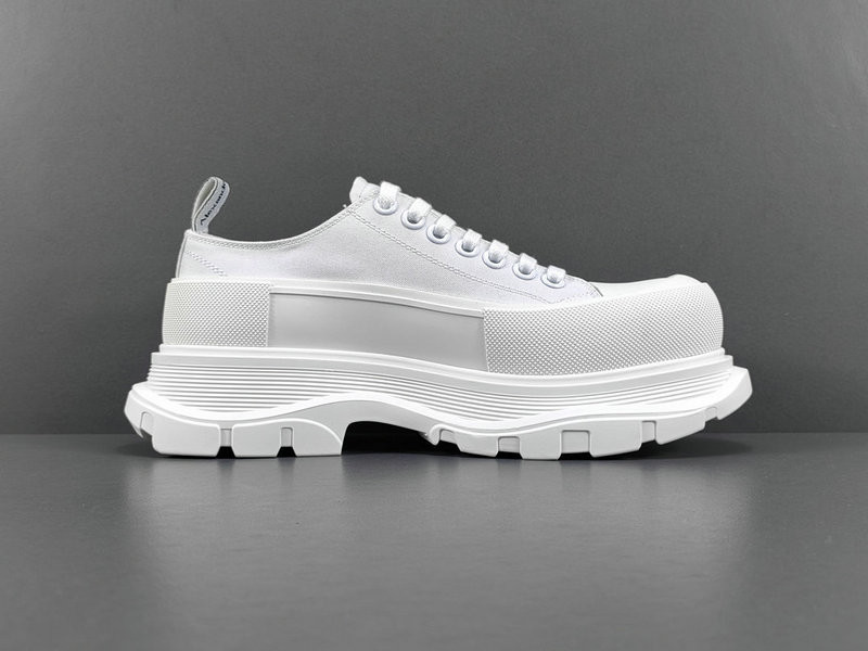 ALEXANDER MCQUEEN SNEAKER