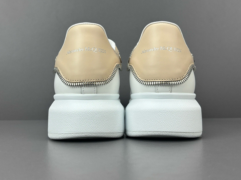 ALEXANDER MCQUEEN SNEAKER