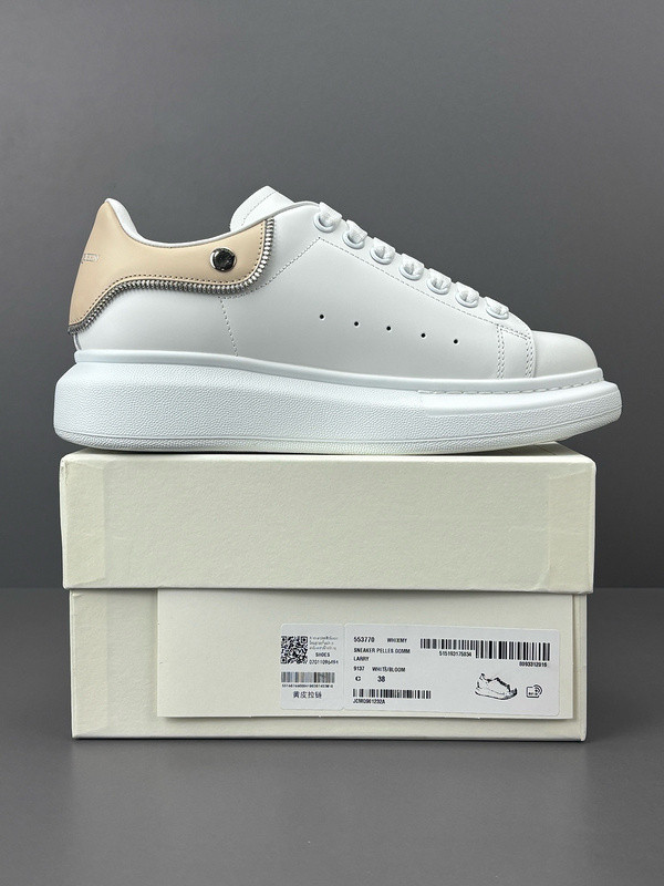 ALEXANDER MCQUEEN SNEAKER