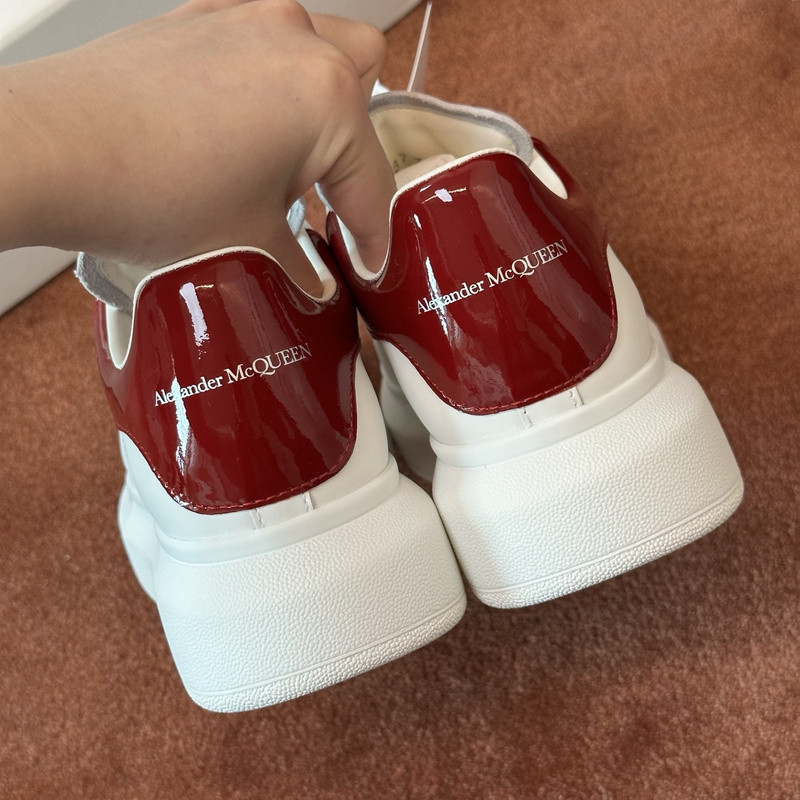 ALEXANDER MCQUEEN SNEAKER