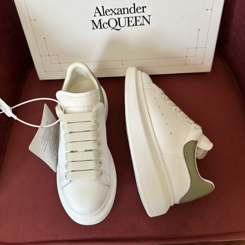ALEXANDER MCQUEEN SNEAKER