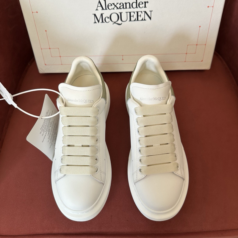 ALEXANDER MCQUEEN SNEAKER