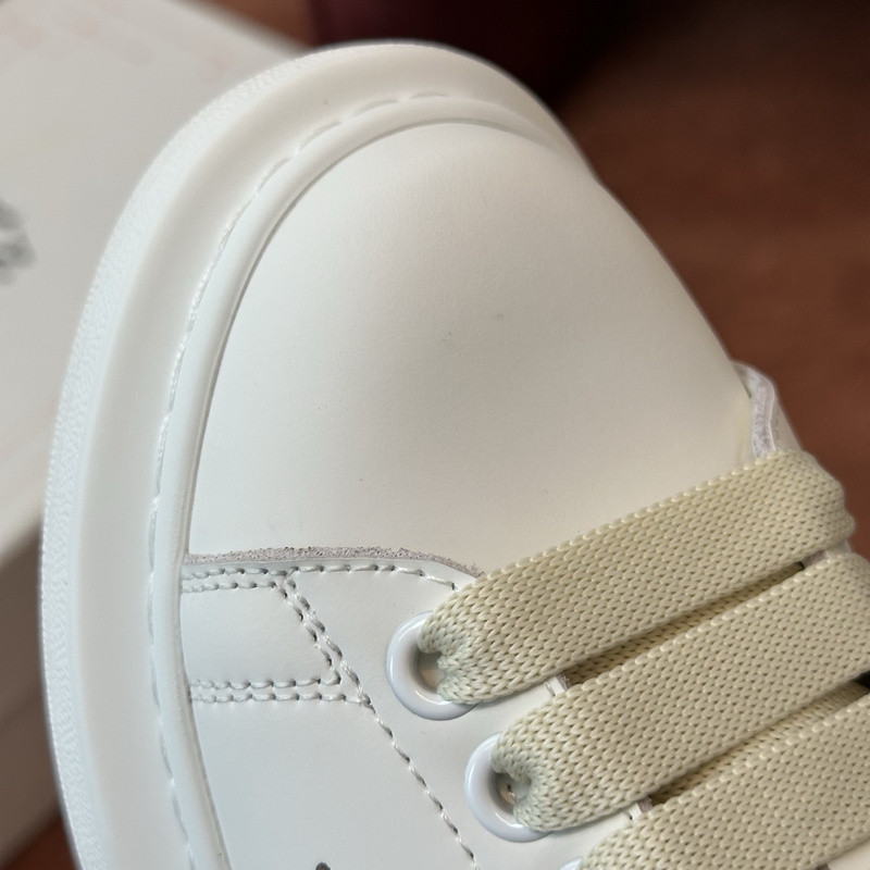 ALEXANDER MCQUEEN SNEAKER