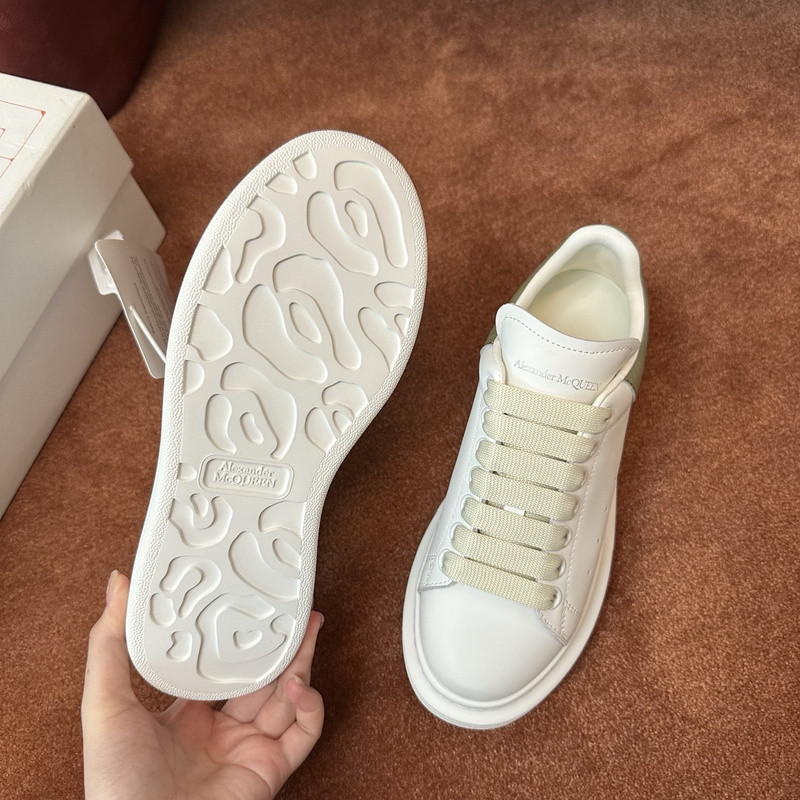 ALEXANDER MCQUEEN SNEAKER