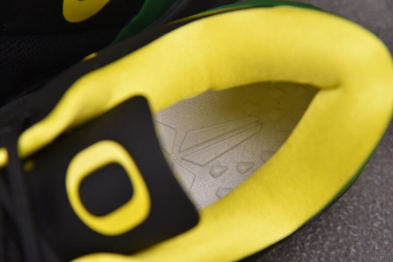 NK Kobe 8 Oregon Ducks PE PACK