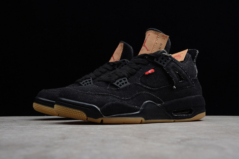 Jordan 4 Retro Levi