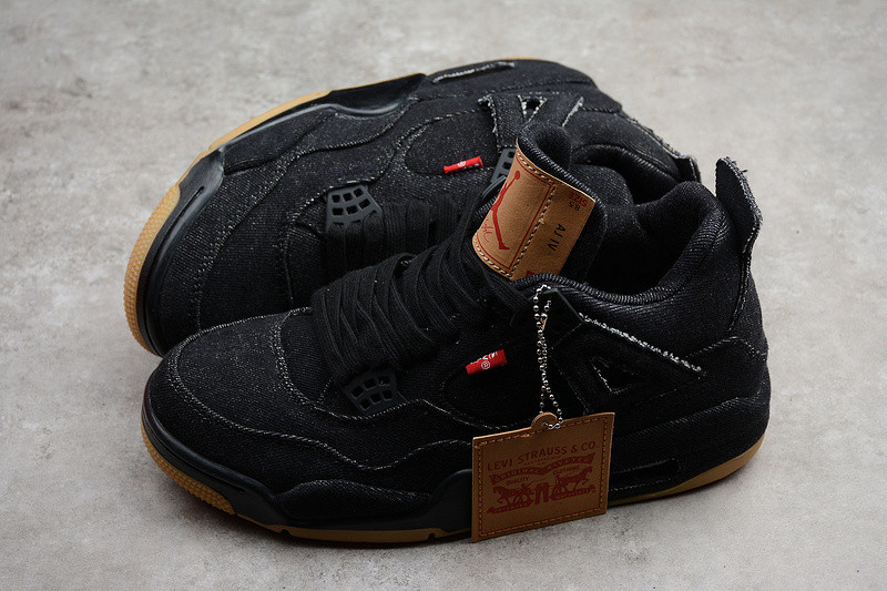 Jordan 4 Retro Levi